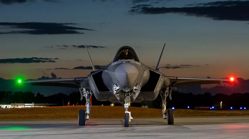 Deutschland wird sechs US-Kampfflugzeuge der fünften Generation F-35 Lightning II zur Einweisung und zur Übung Air Defender 2023 aufnehmen