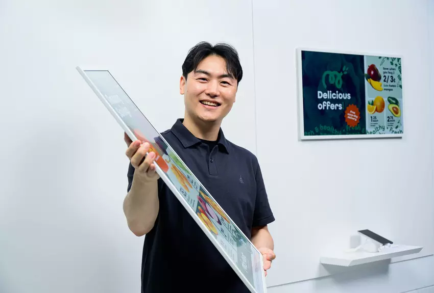 Samsung Colour E-Paper, ultra-dünnes Display mit einem Gewicht von 2,5 kg