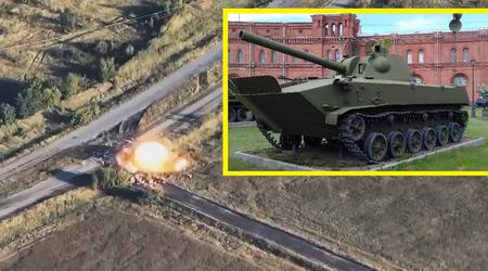 HIMARS-gelenkte GMLRS-Raketen treffen zwei russische 2S9 "Nona-S"-Mörsersysteme mit Eigenantrieb