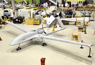 Baykar Makina stellt den Prototyp des ...