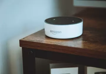 Amazon will Hunderte von Alexa-Mitarbeitern entlassen, ...