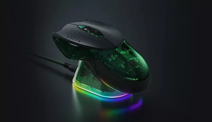 Die ikonische Gaming-Maus Razer Boomslang kehrt mit einem überarbeiteten Design und modernen Features zurück