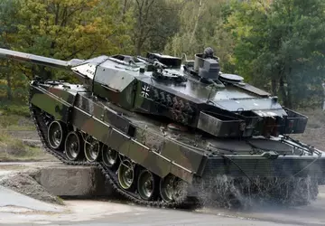 Leopard 2 und andere Ausrüstung: Spanien ...