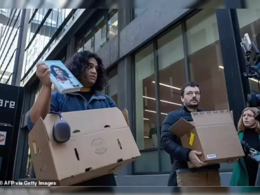 Twitters "von Musk entlassene Mitarbeiter" entpuppten sich als Scherzkekse: Medien nahmen den Scherz für bare Münze