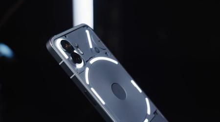 Ohne auf die Präsentation zu warten: MKBHD zeigt Nothing Phone (2) auf Video
