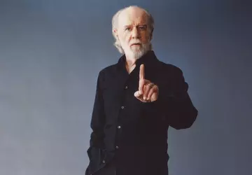 KI-generiertes Comedy-Special George Carlin. Die Tochter ...