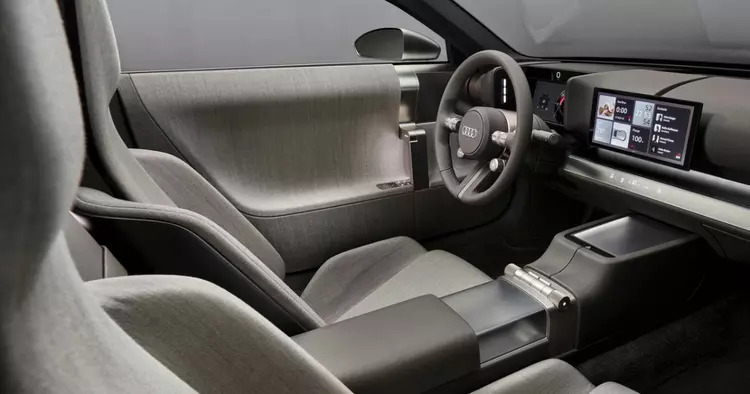 Audis Chefdesigner möchte auf große Bildschirme ...