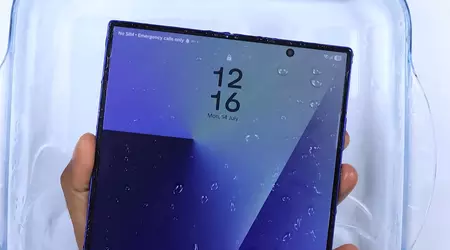 Galaxy Fold 7 nach 12 Stunden im Eis eingeschaltet und hat einen Sprung in den Fluss überstanden (Video)
