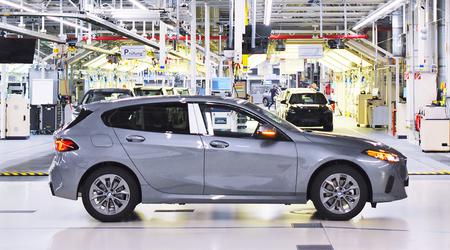 BMW hat Autos beigebracht, ohne Fahrer durch die Fabrik zu fahren: Was bedeutet das für die Produktion?
