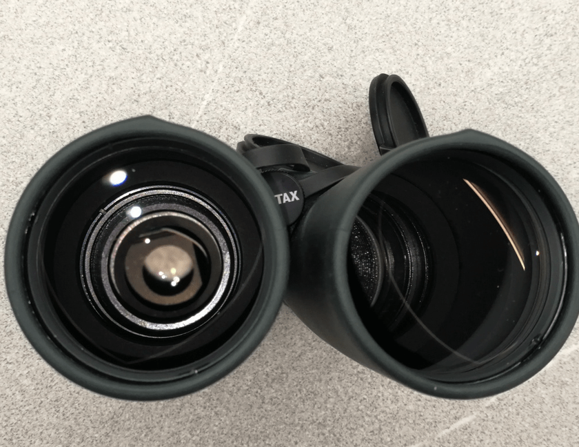 Pentax ZD 10x50 ED Langlebiges Fernglas