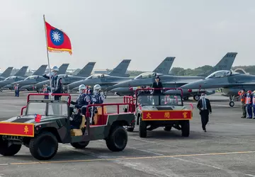 USA rüsten alle taiwanesischen F-16 Fighting ...