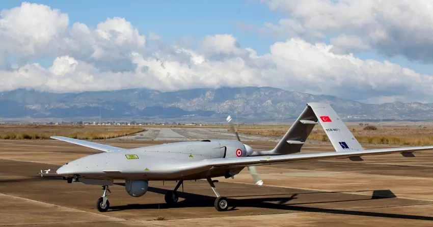 Die erste ukrainische Kampfdrohne Bayraktar könnte 2025 erscheinen - 95.500.000 Dollar werden in die Produktion investiert