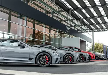 Bentley verkauft zum ersten Mal in ...