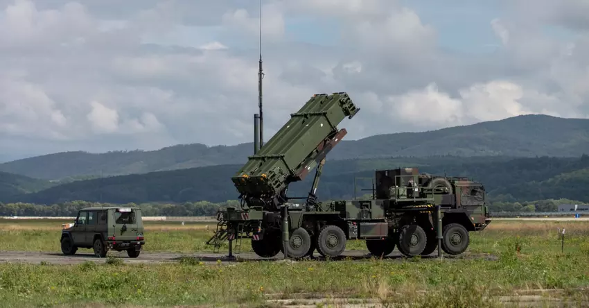 Deutschland wird der Ukraine bis zum Winter ein zusätzliches Patriot-Luftabwehrsystem zur Verfügung stellen, das Schutz vor ballistischen und Hyperschall-Raketen bieten wird