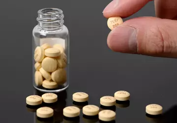 KI-Plattform für Arzneimittelentdeckung und biomedizinische Forschung ...