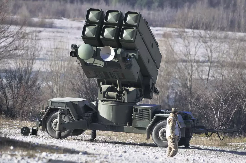 Aspide-Luftabwehrsysteme, Hawk-Luftabwehrsystem, ATGMs und Granatwerfer: Spanien gewährt der Ukraine ein neues Militärhilfepaket