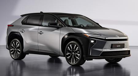Toyota aktualisiert seinen Elektro-Crossover bZ4X: schnelleres Aufladen, größere Reichweite, mehr Zugkraft