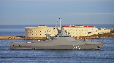 Die ukrainischen Verteidigungskräfte haben zwei neue russische Schiffe des Typs Wassili Bykow getroffen, die Kh-35-Schiffsabwehrraketen und Kalibr-Marschflugkörper tragen können
