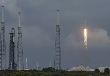 SpaceX plant, im Jahr 2024 144 ...