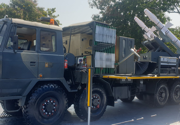 Indien stellt das Luftverteidigungssystem Samar-2 mit ...