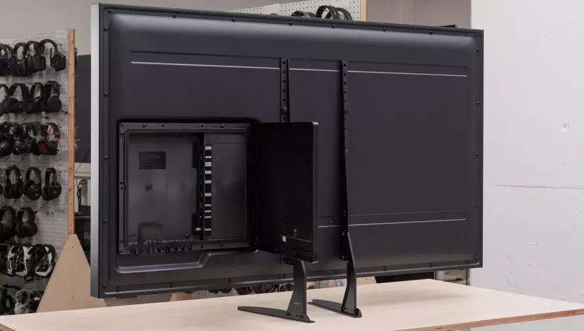 SAMSUNG 55-Zoll The Terrace TV für Werkstatt