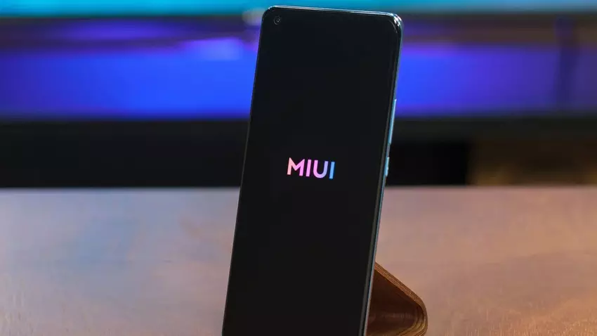 MIUI wird ein Analogon des Samsung Edge Panels haben - eine Sidebar namens Sidebar