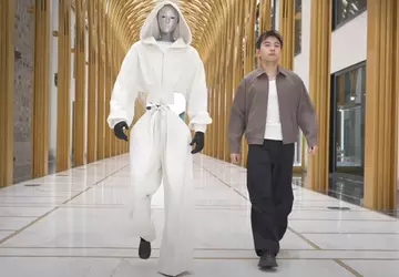 Noch nie haben sich Roboter so ...