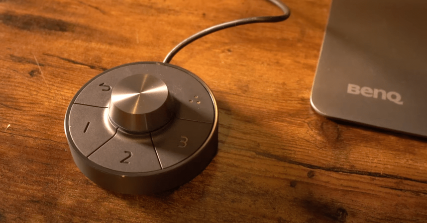 BenQ PD3220U thunderbolt 4 monitor