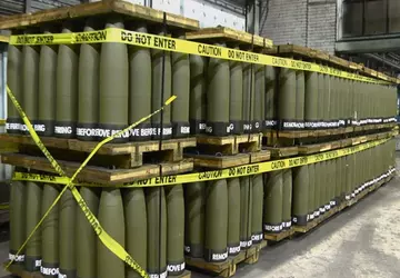 Die weltweiten Militärausgaben erreichen 2024 ein ...