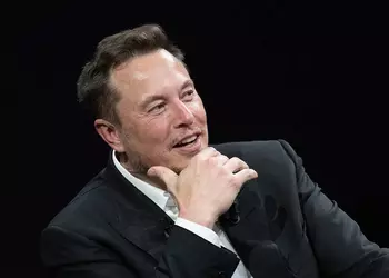 Elon Musk droht eine hohe Geldstrafe ...
