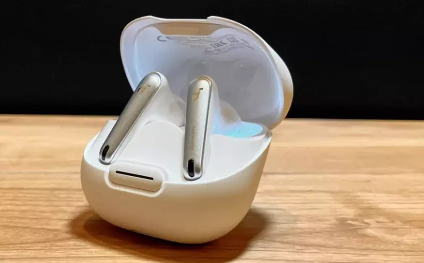 Soundcore Liberty 4 NC Smart Translator Ohrhörer