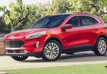 Mehr als 180.000 Autos verschiedener Hersteller ...