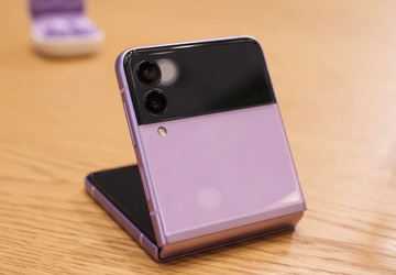 Das Samsung Galaxy Flip 4 erhält ...