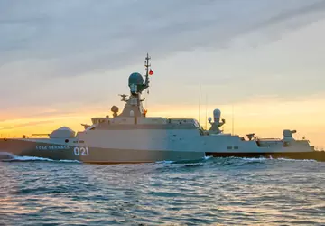 Ukrainische Sea Baby Überwasserdrohnen treffen russischen ...