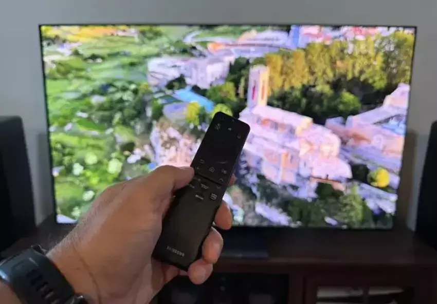 Samsung S90F OLED 4K TV für PC-Gaming