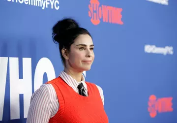 Schauspielerin verklagt OpenAI und Meta wegen ...