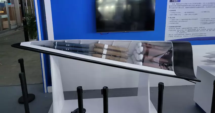 China stellt das Konzept des Hyperschallflugzeugs Gara GDF-600 vor, das auch Raketen abschießen kann