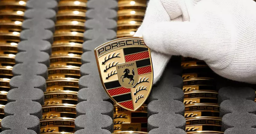 Porsche wird die Entwicklung eines neuen kompakten Crossovers mit einem Verbrennungsmotor und einem Hybrid beschleunigen