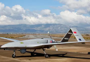 Die erste ukrainische Kampfdrohne Bayraktar könnte ...