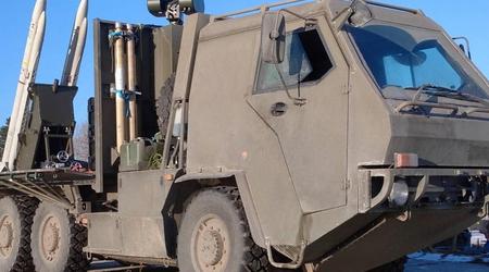 Das Vereinigte Königreich hat der Ukraine Supacat HMT-LKW-gestützte Abschussvorrichtungen für MBDA AIM-132 ASRAAM-Raketen übergeben, die Luftziele mit einer Reichweite von bis zu 25 km bekämpfen können