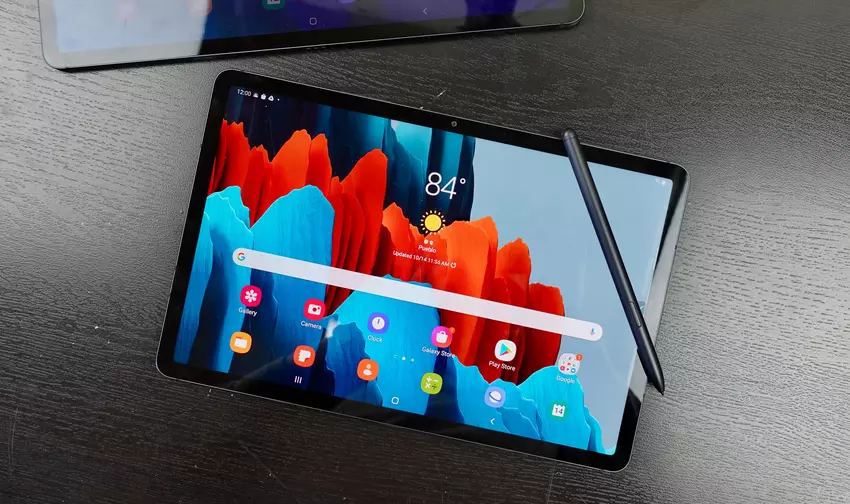 Samsung Galaxy Tab S7 Tablette Samsung Galaxy Tab S7 Tablette wird auf einen neuen Sicherheitspatch für August aktualisiert