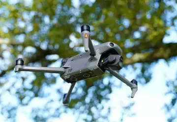 Der ukrainische Geheimdienst erhält 50 DJI ...