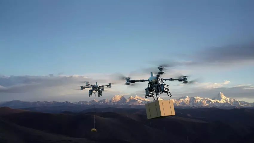 DJI kündigt FlyCart 100 an, eine Frachtdrohne für 12.500 Dollar mit einem Fallsystem