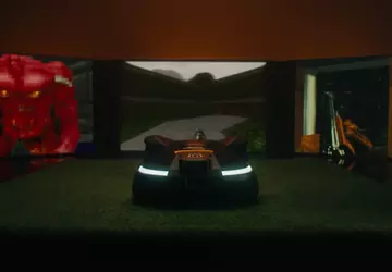 Schweden veranstaltete ein Doom-Turnier mit Roboter-Rasenmähern, ...