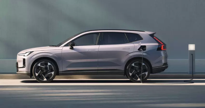 Volvo XC70 auf der Straße