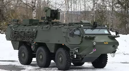Lettland beginnt mit der Produktion von gepanzerten Mannschaftstransportwagen Patria 6×6 für die Ukraine
