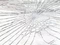 post_big/broken-glass-4024471_1280.jpg
