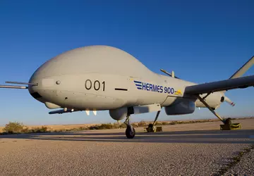 Schweiz zeigt erstmals Hermes 900 Starliner ...