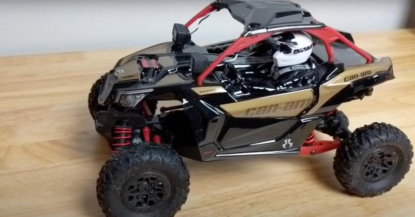 1:18 AXIAL JR. CAN-AM YETI MAVERICK X3 rc car unter 200