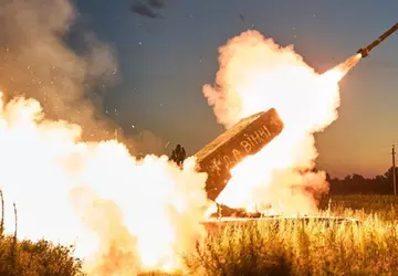 Die ukrainischen Streitkräfte zeigen zum ersten ...